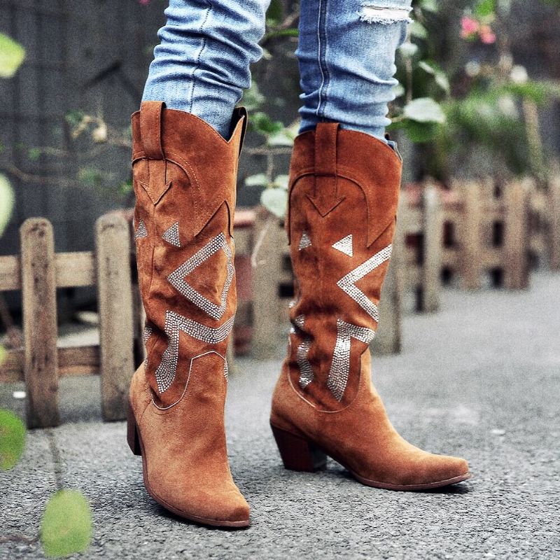 Bottes De Cowboy Au Genou En Daim Avec Strass Et Talons Épais