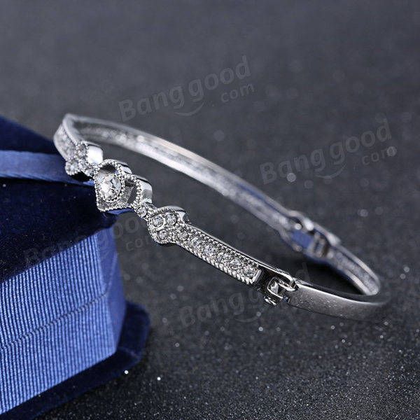 Bracelet Élégant En Forme De Coeur Avec Strass En Argent Pour Femme