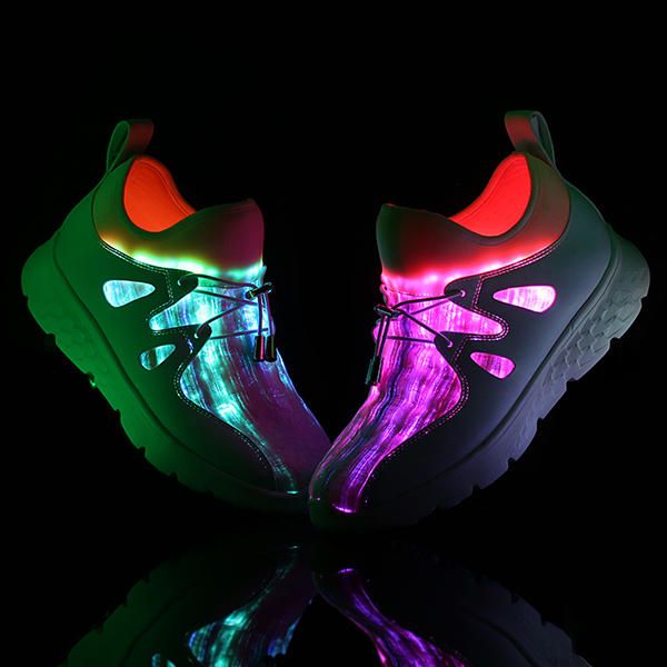 Chaussures Lumineuses Chargeant Des Baskets De Marche À Led Colorées