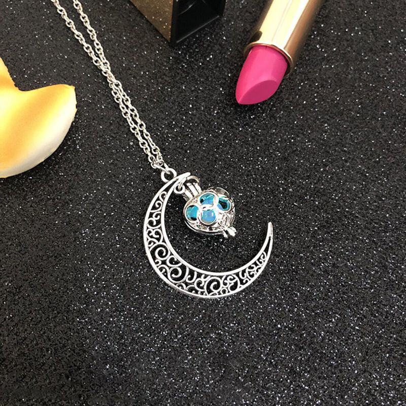 Collier Pendentif Lumineux Creux En Forme De Coeur