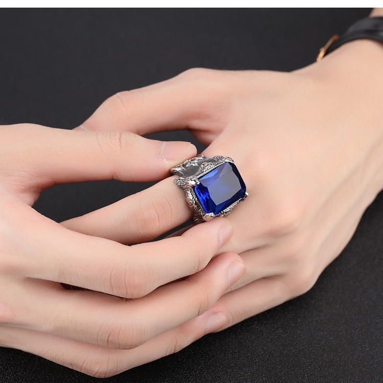 E-commerce Source D'origine Europe Et Amérique Bague Rubis Pour Homme En Acier Titane Dominant