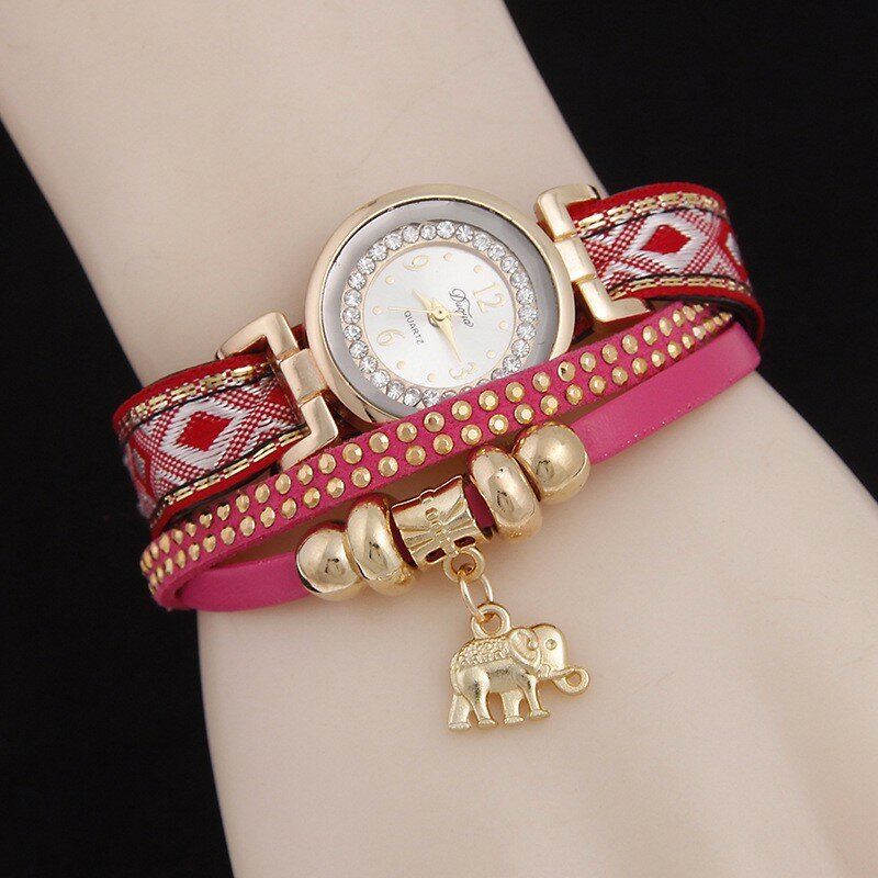 Fashion Casual Rivet Diamond Elephant Pendant Women Quartz Watch