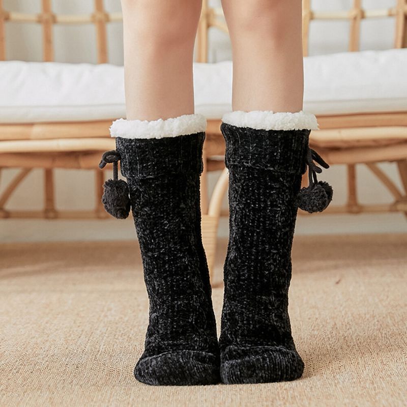 Femmes Chaud Hiver Extérieur Couleur Unie Plus Velours Épaissir Maison Sommeil Chaussettes Tube Chaussettes Avec Peluches