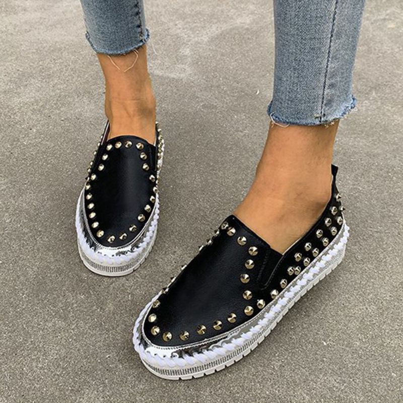 Femmes Élégant Rivet Solide Confortable Doublure Doux Bas Plat Casual Mocassins Chaussures