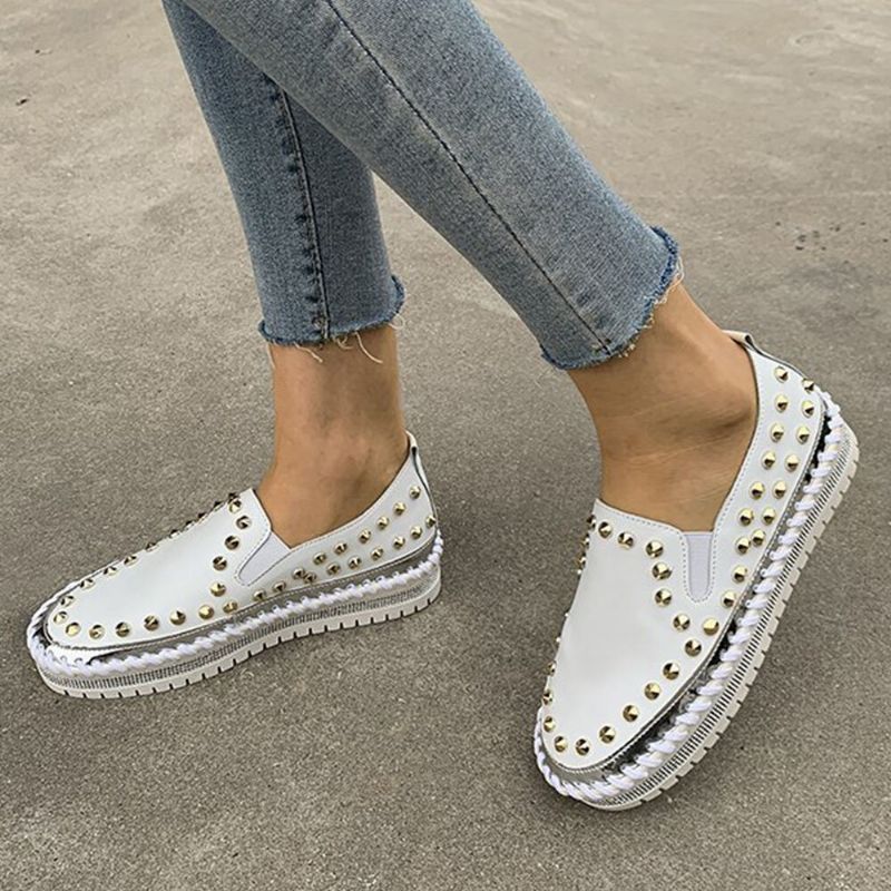 Femmes Élégant Rivet Solide Confortable Doublure Doux Bas Plat Casual Mocassins Chaussures