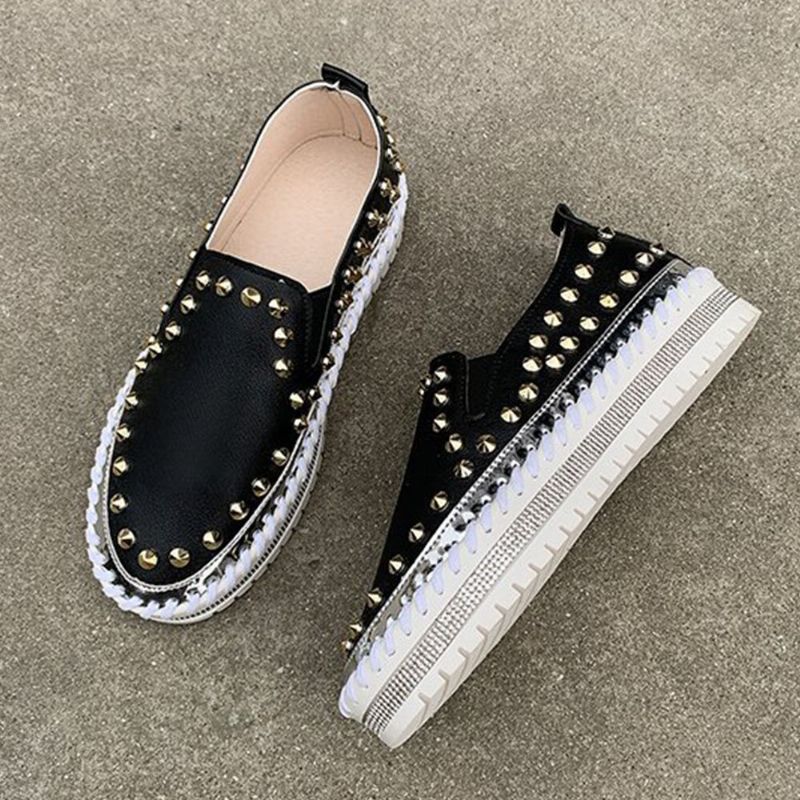 Femmes Élégant Rivet Solide Confortable Doublure Doux Bas Plat Casual Mocassins Chaussures