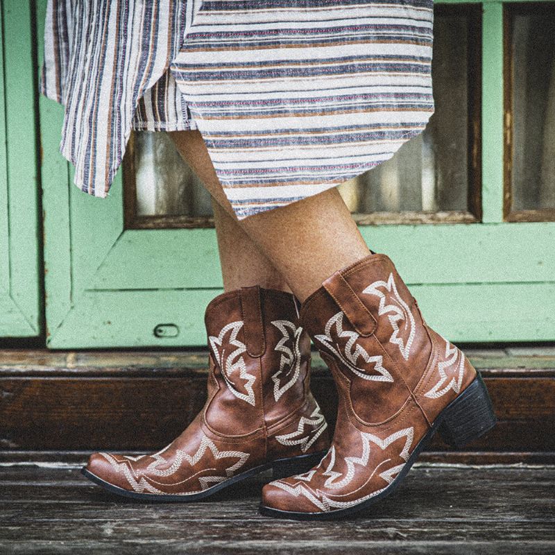 Femmes Folkways Floral Brodé Chunky Heel Slip-on Short Cowboy Boots