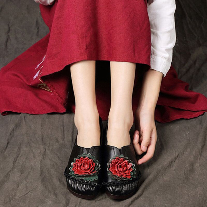 Femmes Folkways Stricing Flowers Comfy Soft Sole Casual Flat Mocassins