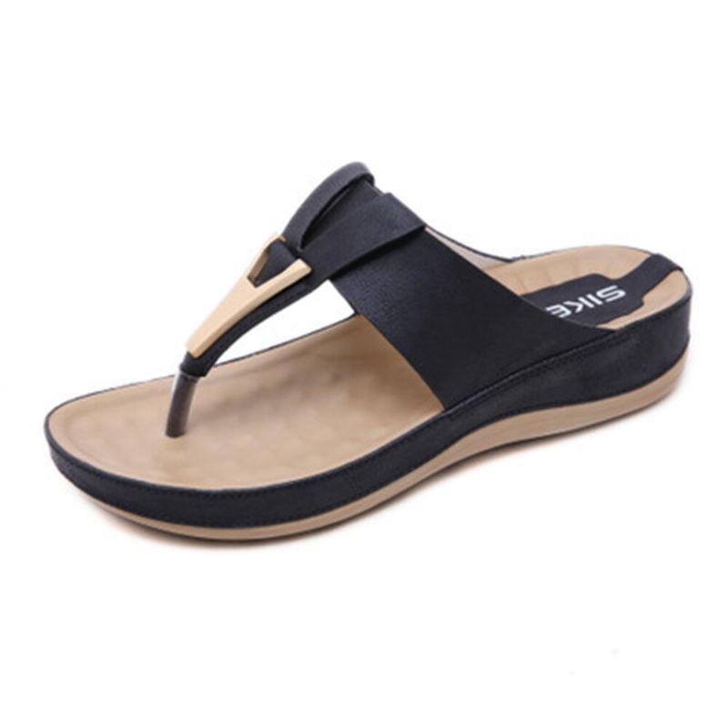 Femmes Métal Décor Plage Casual Confortable Massage Clip Toe Sandales