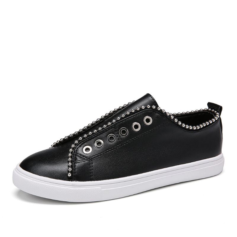 Femmes Soild Color Studded Slip On Comfy Flats