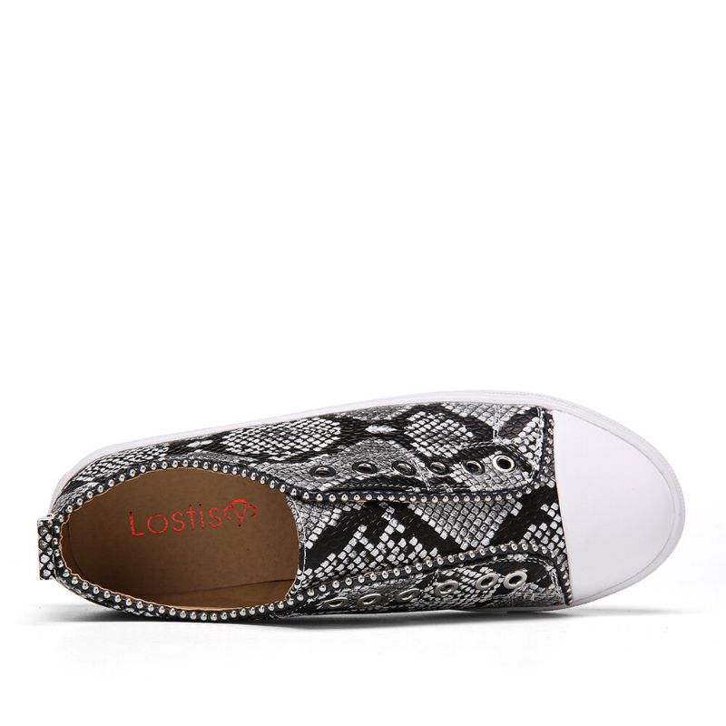 Femmes Soild Color Studded Slip On Comfy Flats