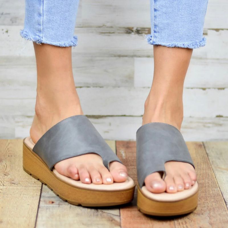 Femmes Toe Ring Comfy Summer Beach Slip On Casual Platform Sandals