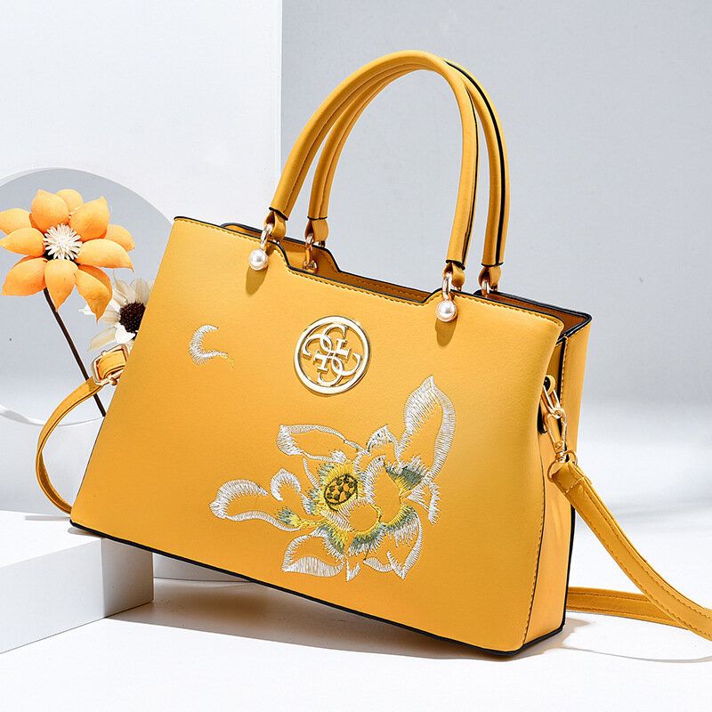 Femmes Vintage Style Chinois Gardenia Fleur Brodé Sac À Main Grande Capacité Multi-poches Multi-carry Pu Leahter Sac À Bandoulière