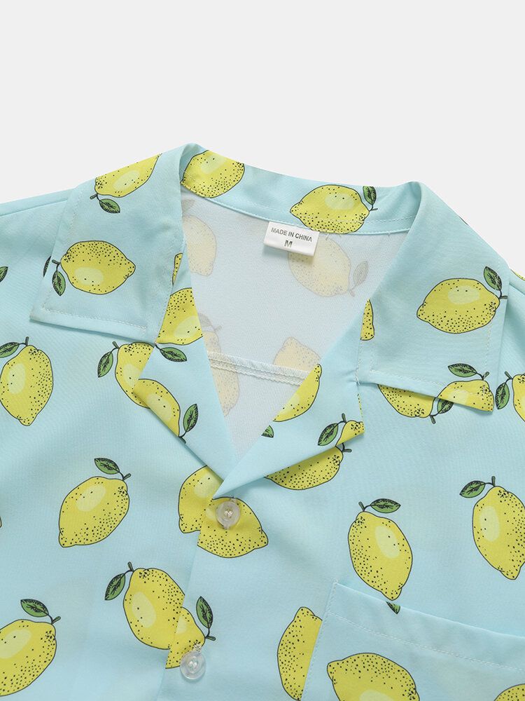 Hommes Allover Lemon Print Single Pocket Revere Collar Doux Respirant Chemises De Loisirs