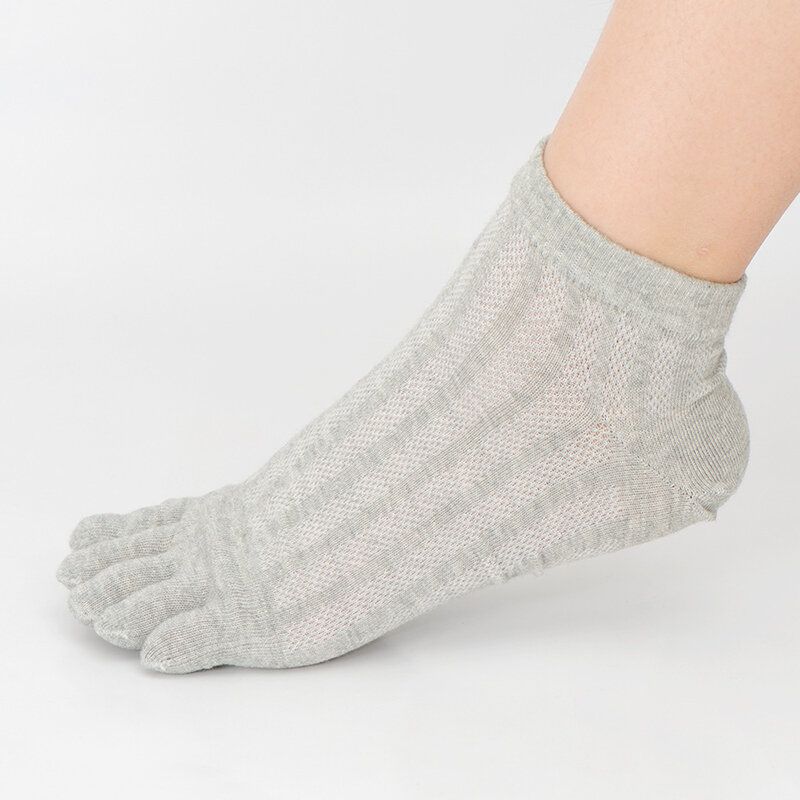 Hommes Femmes Respirant Mèche Courte Cheville Chaussette Sports De Plein Air Déodorant Chaussettes À Cinq Doigts