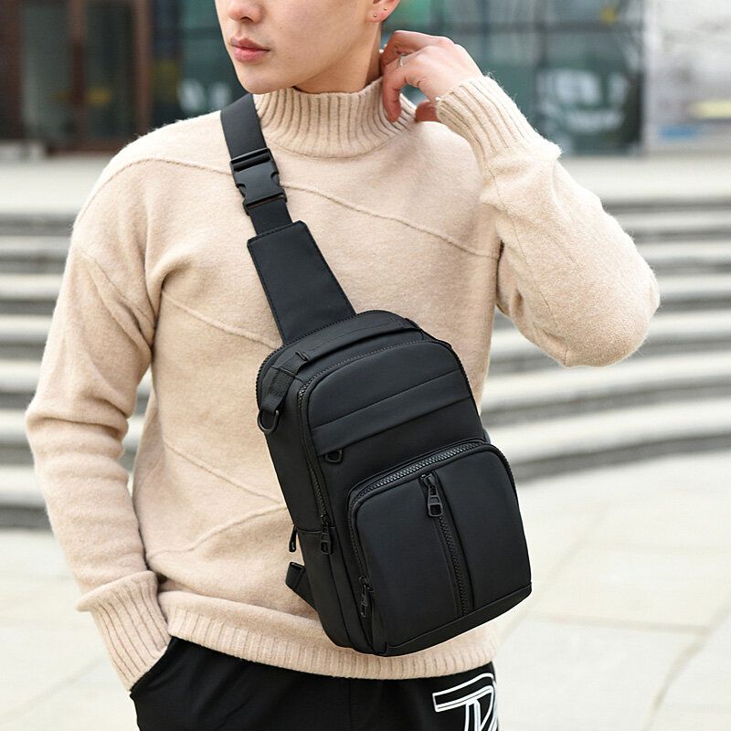 Hommes Polyester Multi-transport Capacité Moyenne Avec Sac De Poitrine De Chargement Usb Sac À Bandoulière