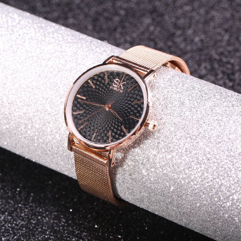 Montre-bracelet Ultra Fine Pour Femme De Style Décontracté Montre À Quartz Avec Bande En Acier