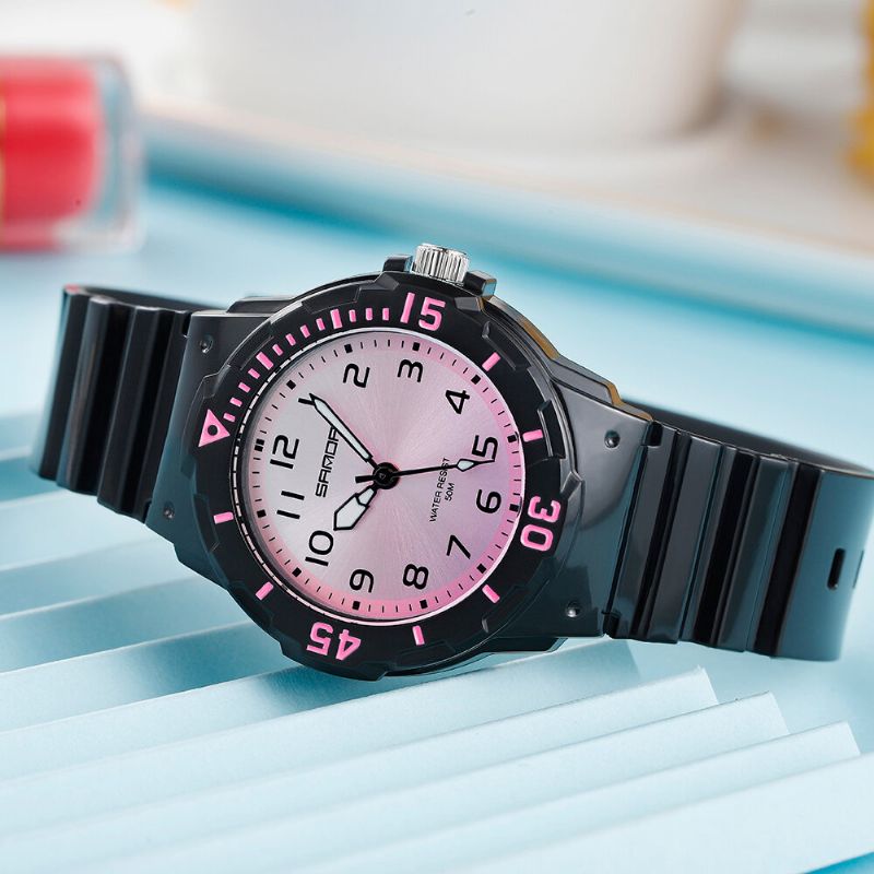 Montre À Quartz Ultra Légère Pour Femme Avec Bracelet En Silicone De Couleur Fraîche