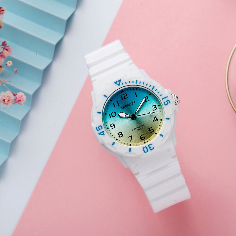 Montre À Quartz Ultra Légère Pour Femme Avec Bracelet En Silicone De Couleur Fraîche