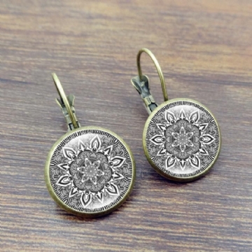 Rétro Datura Ear Drop Boucles D'oreilles Alliage Français Crochet Boucle D'oreille Pour Les Femmes