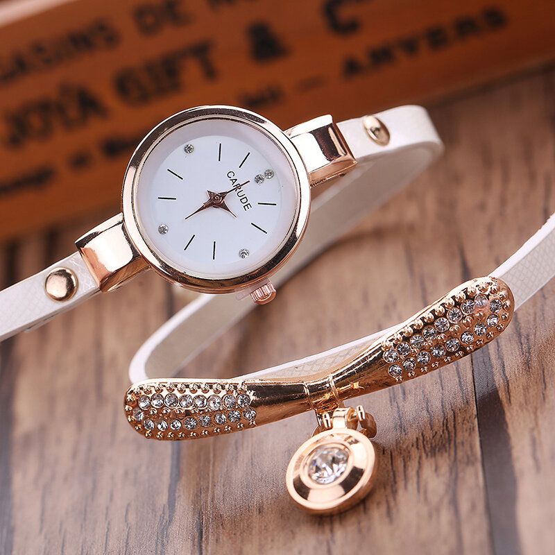 Retro Pu Strap Multi-layer Lady Watch Métal Géométrique Strass Bow Pendentif Femmes Montre À Quartz