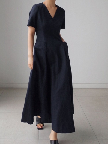 Robe Maxi Évasée À Manches Courtes Et Col En V Avec Poche Unie