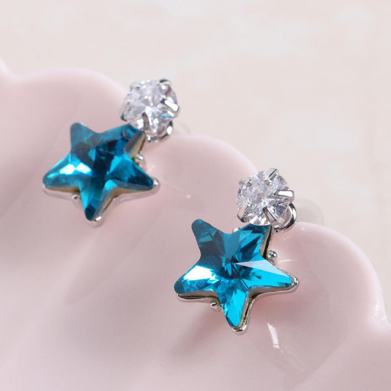 Simple Star Ear Stud Boucles D'oreilles Éblouissantes En Zircone Cubique Star Crystal Piercing Boucles D'oreilles Pour Les Femmes