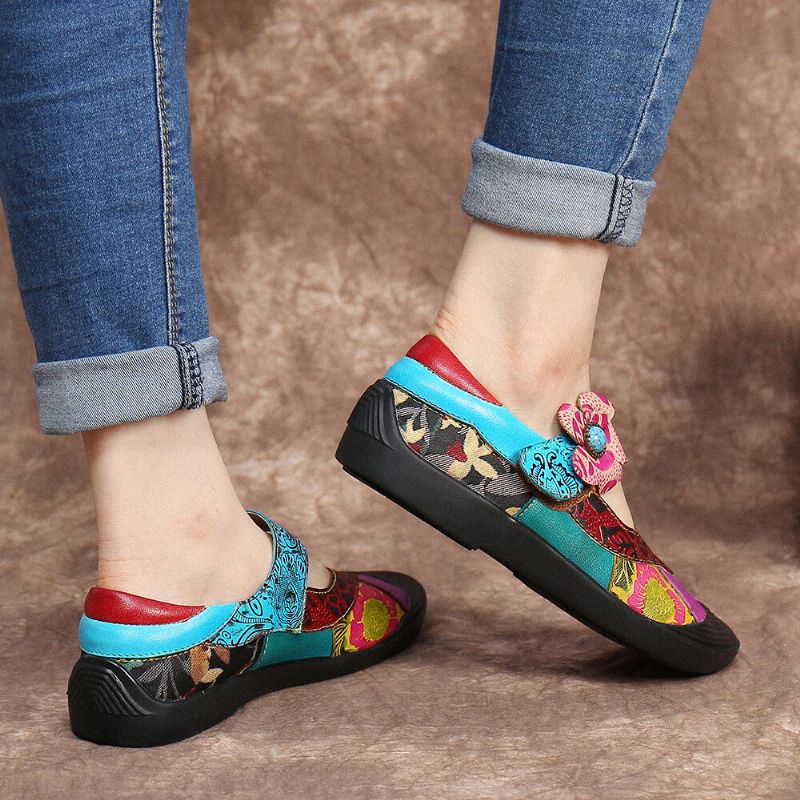 Socofy Bohemian Leather Splicing Floral Toe Cap Hook Loop Ankle Strap Flat Shoes