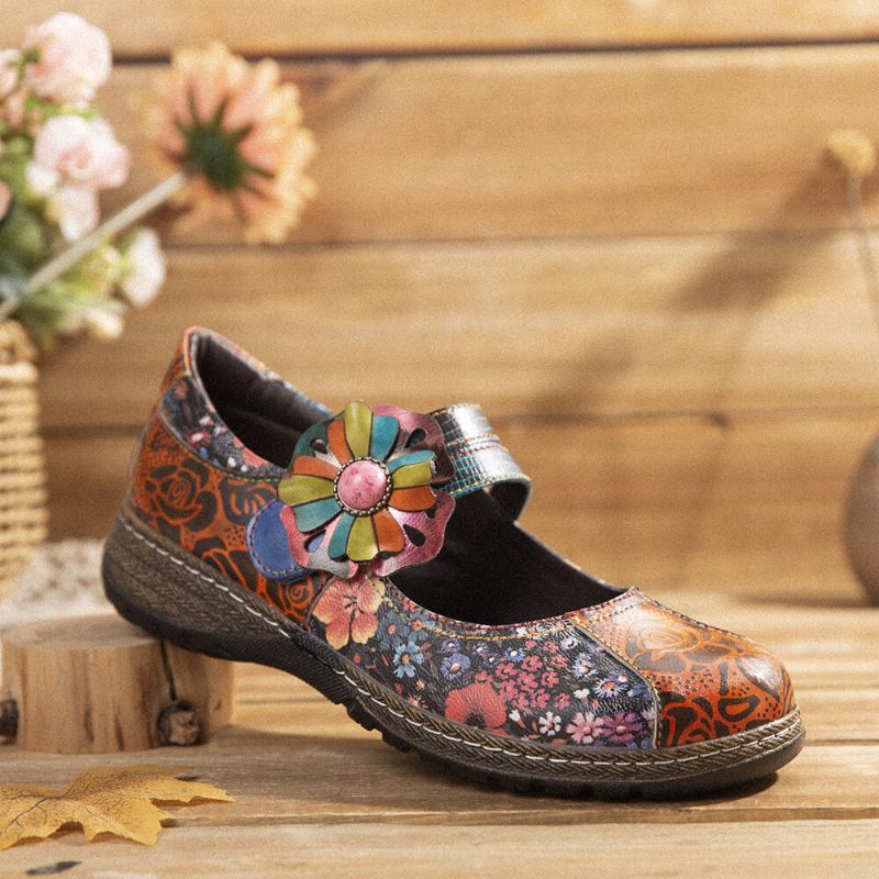 Socofy Retro Embossed Flower Splicing Floral Chaussures Plates En Cuir Véritable