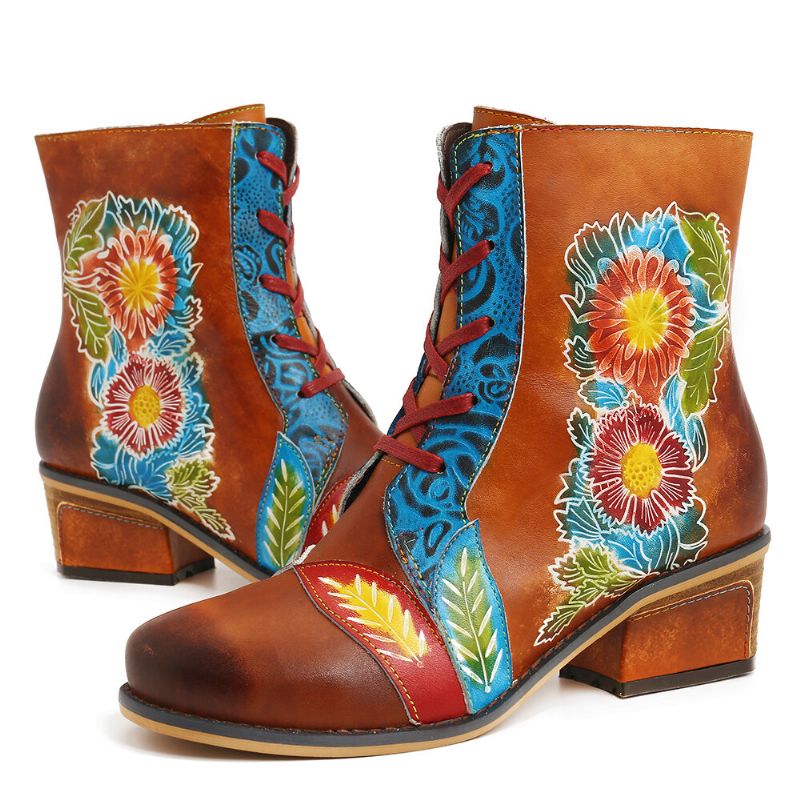 Socofy Retro Flower Pattern Embossed Genuine Leather Stitching Flat Short Boots