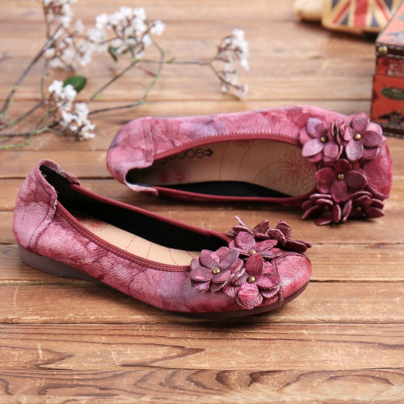 Socofy Retro Flowers Decor Tie-dyed Soft Sole Comfy Slip On Soft Flat Shoes