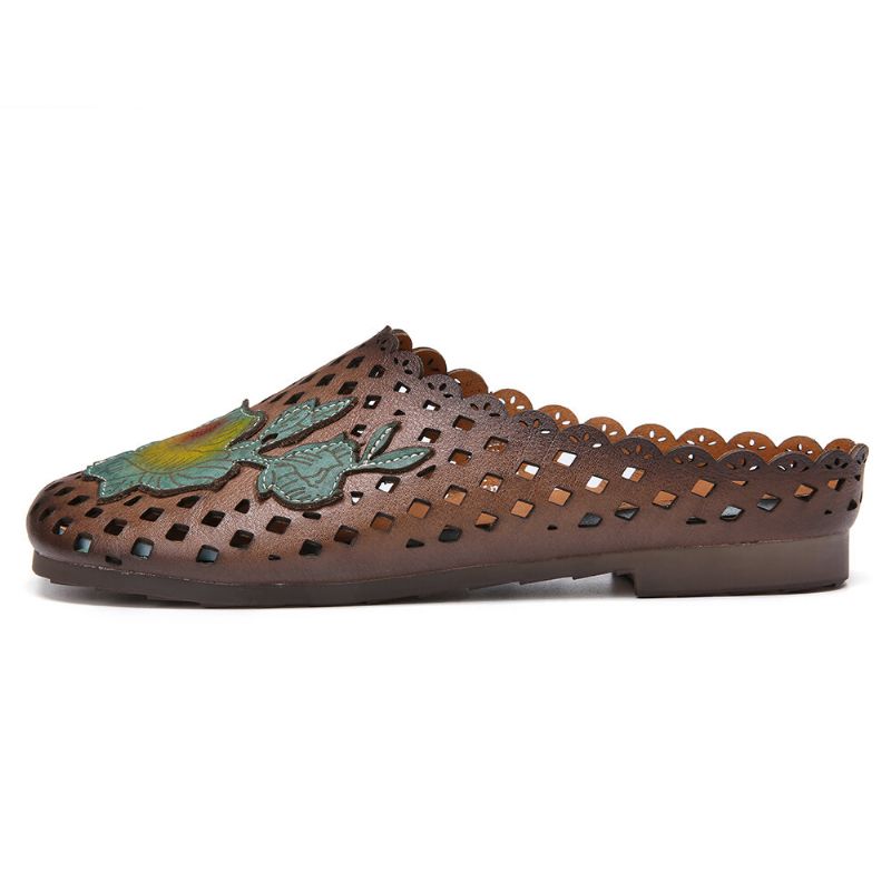 Socofy Retro Leather Floral Applique Cutouts Soft Flat Mules Sabots Sandales À Enfiler