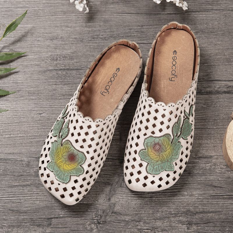 Socofy Retro Leather Floral Applique Cutouts Soft Flat Mules Sabots Sandales À Enfiler