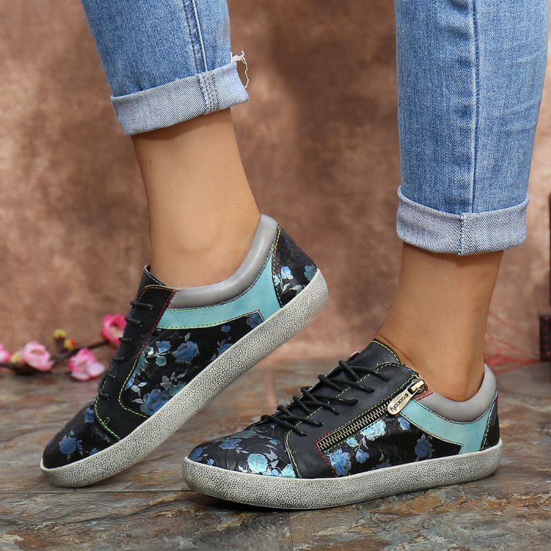 Socofy Retro Leather Printing Pattern Stitching Zipper Lace Up Flat Sneakers