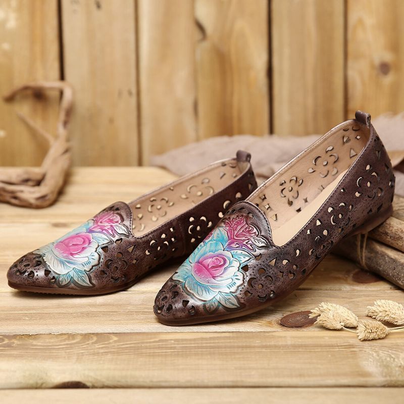 Socofy Rétro En Relief Délicat Pivoine Motif De Fleurs Creuses En Cuir Véritable Plat Élégant Mocassins