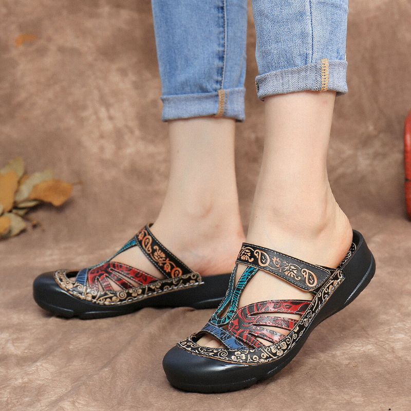 Socofy Vintage Cuir Floral Découpe Sangle Réglable Slip On Mules Sabots Plat Diapositives Sandales