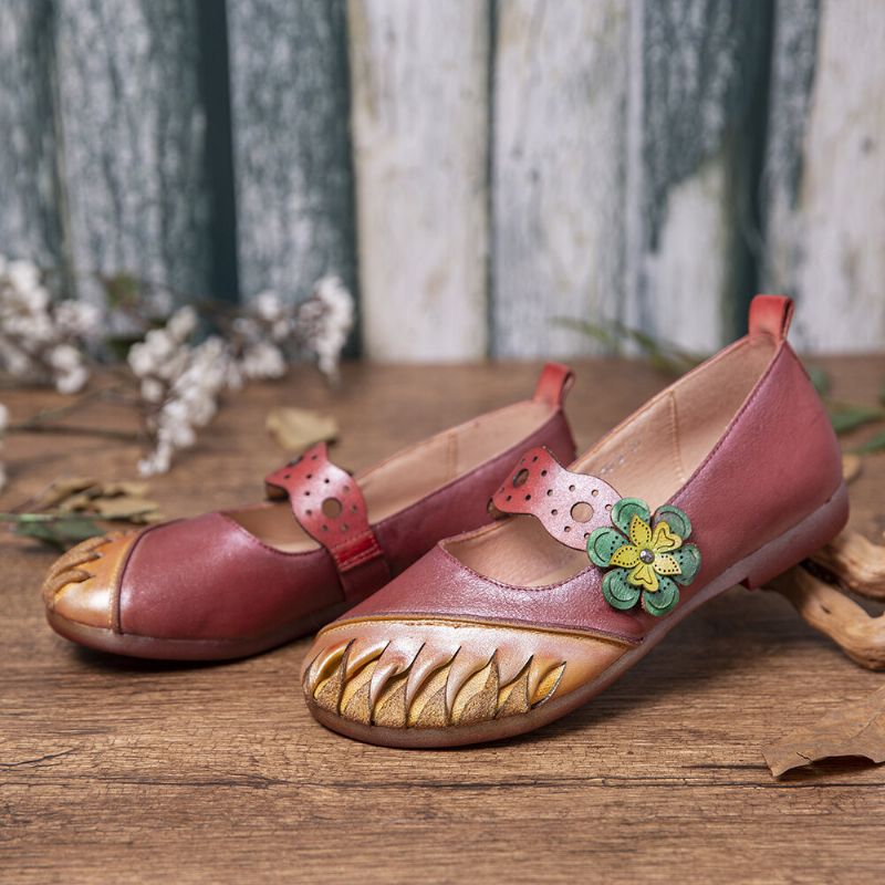 Socofy Vintage Handmade Soft Leather Floral Hook Loop Strap Slip On Flat Shoes