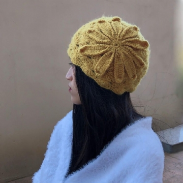 Style Ethnique Tricoté À La Main Laine Chapeau Femmes Rétro Élégant Fleur Béret Bonnet