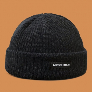 Unisexe Acrylique Lettre Motif Tissu Étiquette Tricoté Casquette Hip Hop Hiver Chaleur Crâne Casquette Bonnet Chapeau