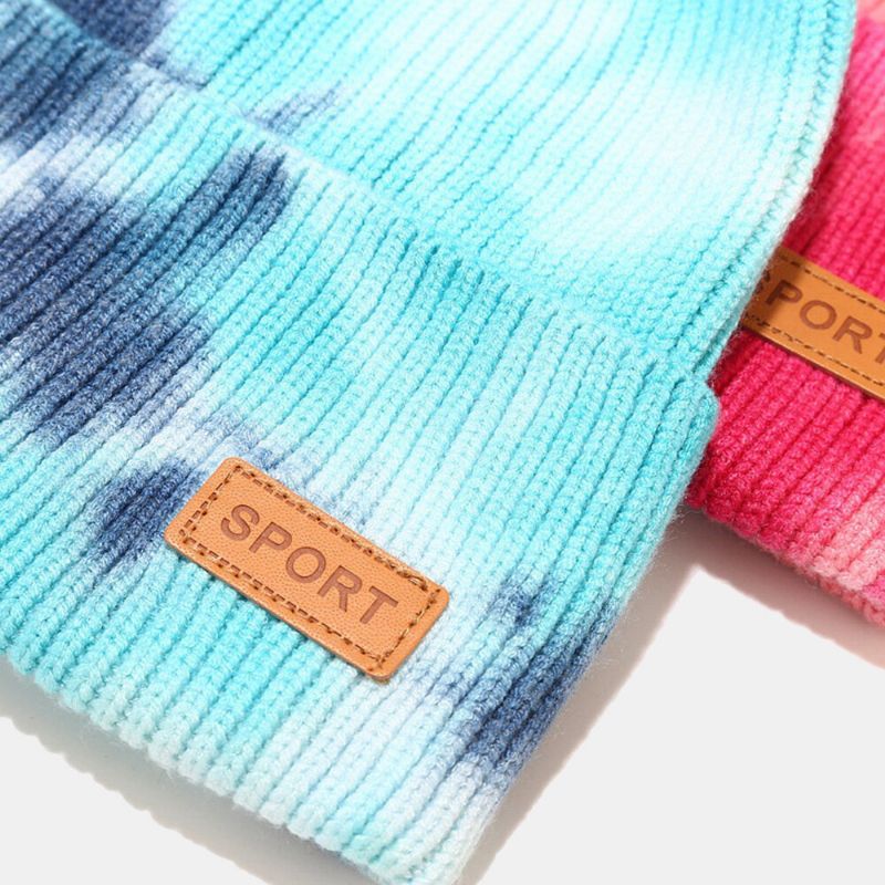 Unisexe Core-spun Fil Élastique Tricoté Tie-dye Chapeau Mode Casual Lettre Étiquette Automne Hiver Chaleur Sans Bord Bonnet Chapeau Propriétaire Cap