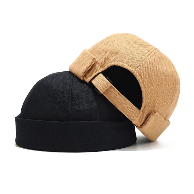 Unisexe Coton Solide Couleur Élégant Simple All-match Réglable Brimless Beanie Landlord Caps Skull Caps