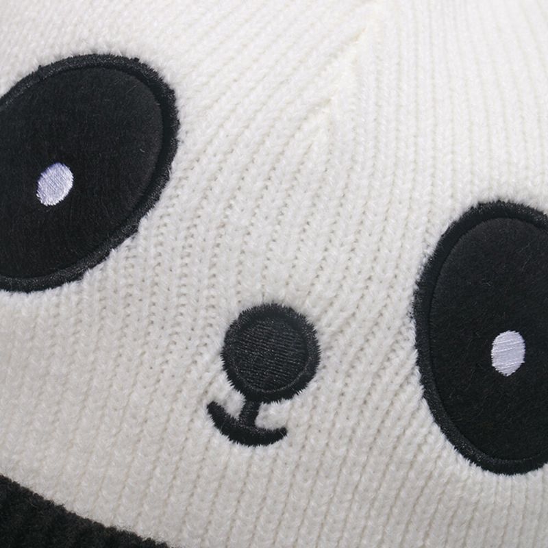 Unisexe Tricot Chapeau Dessin Animé Tête De Panda Forme Broderie Mode Chaleur Bride Bonnet Chapeau