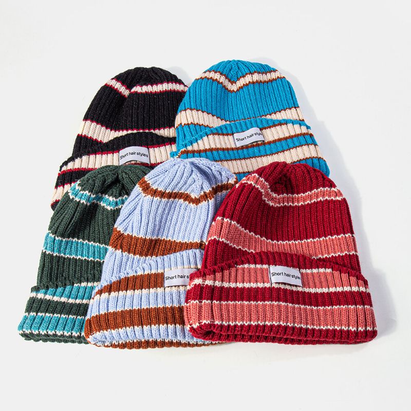 Unisexe Tricoté Chapeau Couleur Contraste Rayé Lettre Motif Étiquette Brimless Beanie Landlord Cap Skull Cap