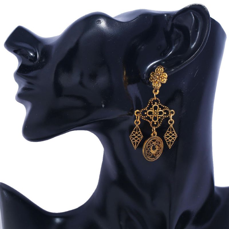 Vintage Ear Drop Boucles D'oreilles Creux Losange Géométrique Lune Étoile Motif Boucle D'oreille Pour Les Femmes